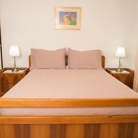 Maisonette With Garden In The Heart Of The Historical Kalamata Center 外观 照片