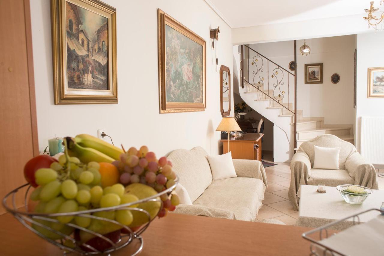 Maisonette With Garden In The Heart Of The Historical Kalamata Center 外观 照片
